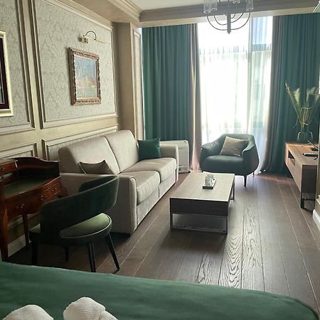 Hotel Kerber Подгорица Екстериор снимка